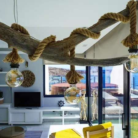 Lamar Luxury Penthouse With Jacuzzi Appartement Puertito de Guimar